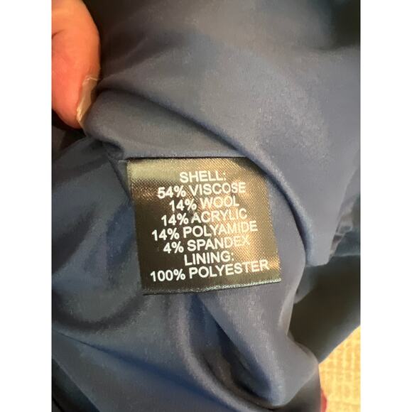 Hilton Hollis size medium navy & white heavy zip back top with pockets - Picture 4 of 4